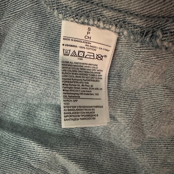 Gap Cinched Oversized Denim Jacket - Picture 9 of 10